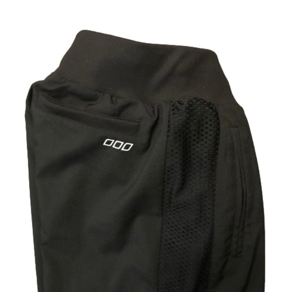 LORNA JANE - WINTER ACTIVE WEAR SET - Picture 6 of 12